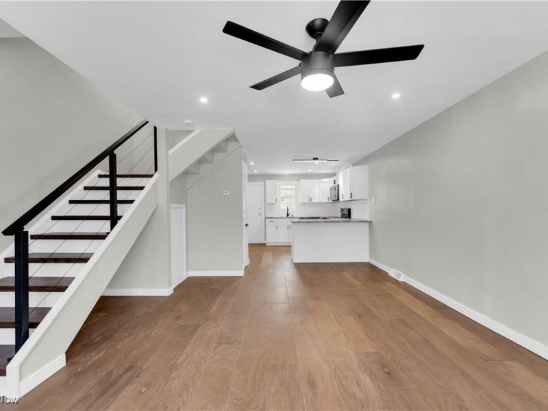 797 Babbitt Road, Unit 15, Euclid, OH 44123 Photo 5