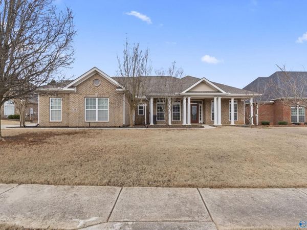126 Hawks Nest Drive, Madison, AL 35757