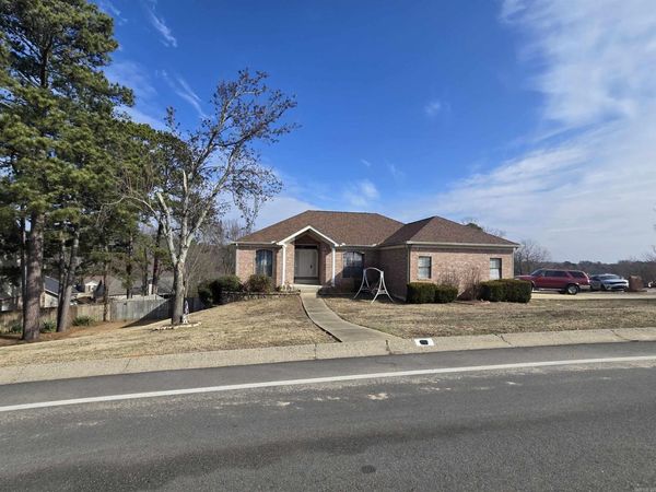 31 Turquoise Drive, Maumelle, AR 72113