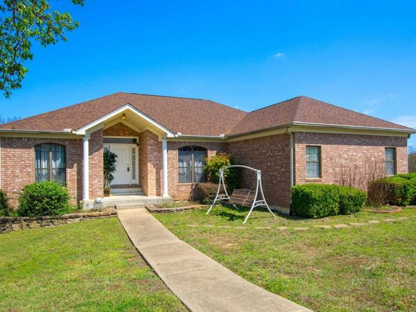 31 Turquoise Drive, Maumelle, AR 72113