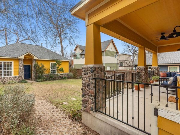 2931 E Martin Luther King Jr BLVD, Austin, TX 78702