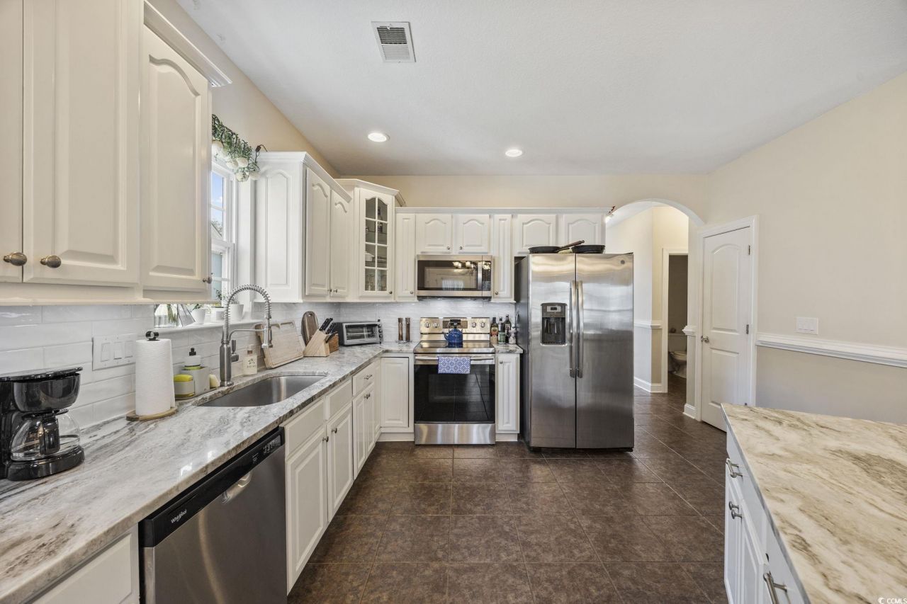 418 Cabo Loop Photo 9