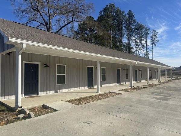 New Augusta, MS 39462