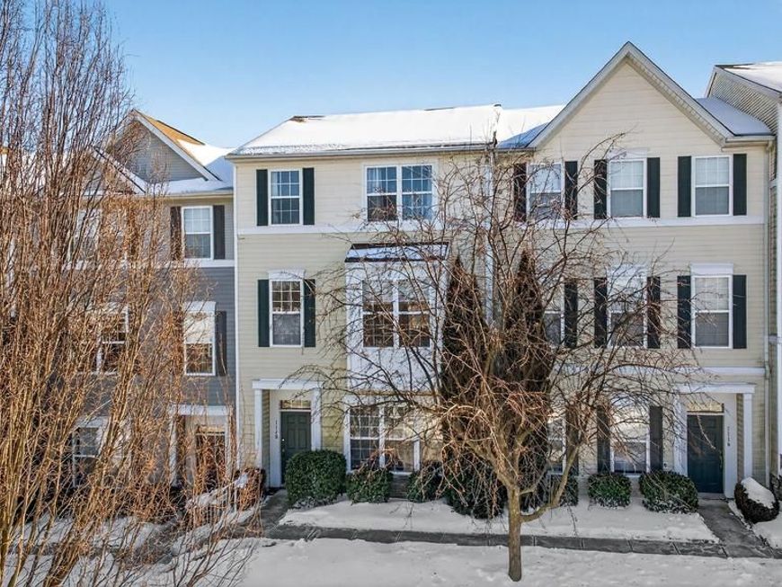 1120 Blue Bird Lane, York, PA 17402 Main Photo