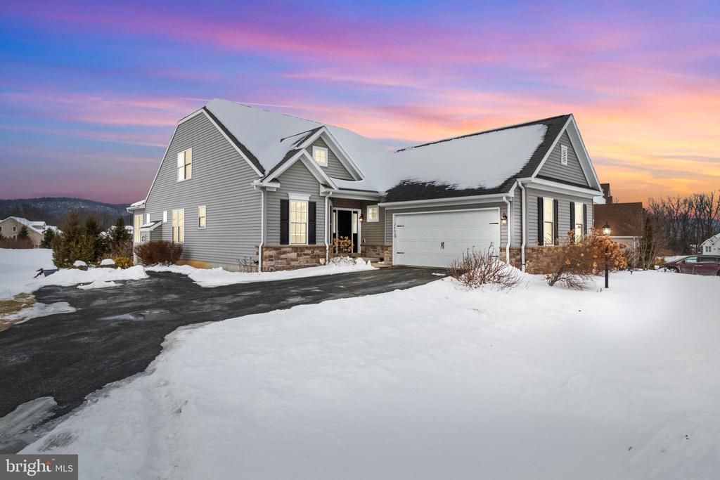 240 Aster Avenue, Bellefonte, PA 16823 Main Photo