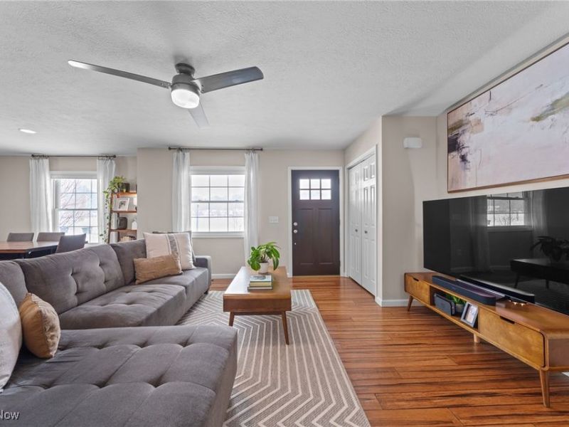 422 Crestview Avenue, Akron, OH 44320 Photo 7