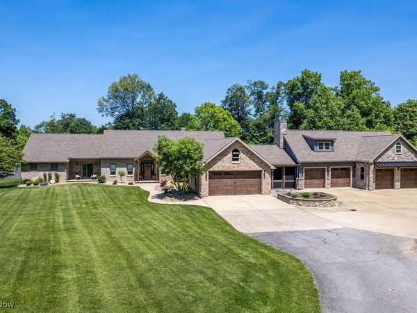 151 Dover Road, Washington, WV 26181