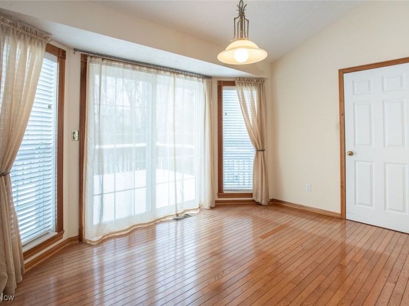 652 Marsh Way, Brunswick, OH 44212 Photo 11