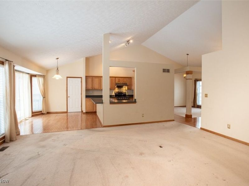 652 Marsh Way, Brunswick, OH 44212 Photo 12