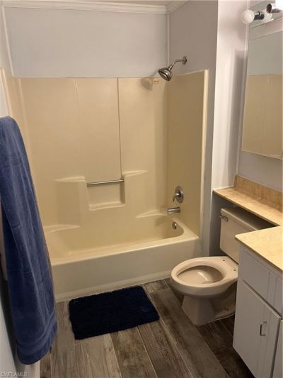 5379 Treetops Dr, Unit M203, Naples, FL 34113 Photo