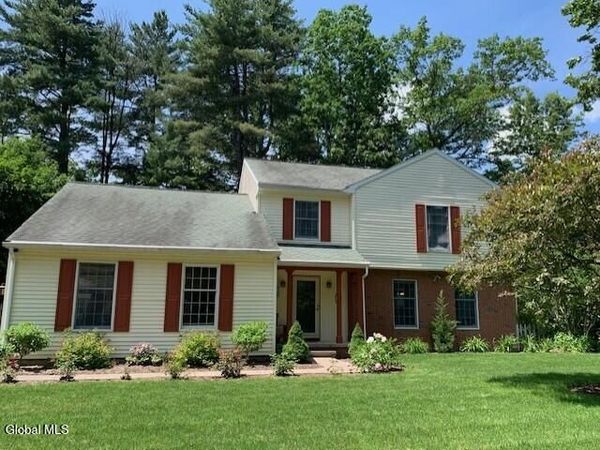 21 Fox Hollow Lane, Queensbury, NY 12804