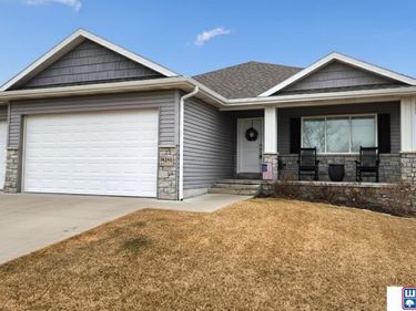 4246 W Rebecca Lane, Lincoln, NE 68528