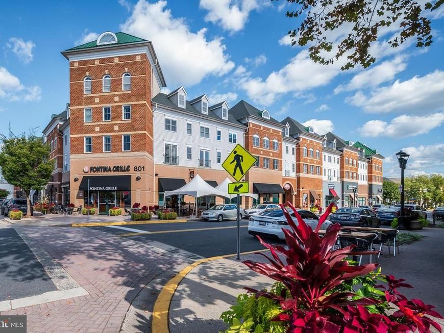 801 Pleasant Drive, Unit 80108, Rockville, MD 20850 Main Photo