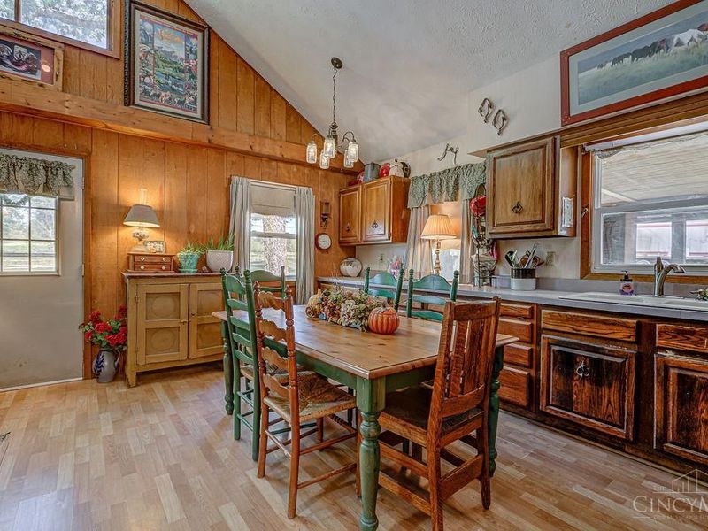 1222 Oxford Germantown Road, Somers Twp, OH 45311 Photo 4