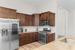 721 Jade Dr. photo 4