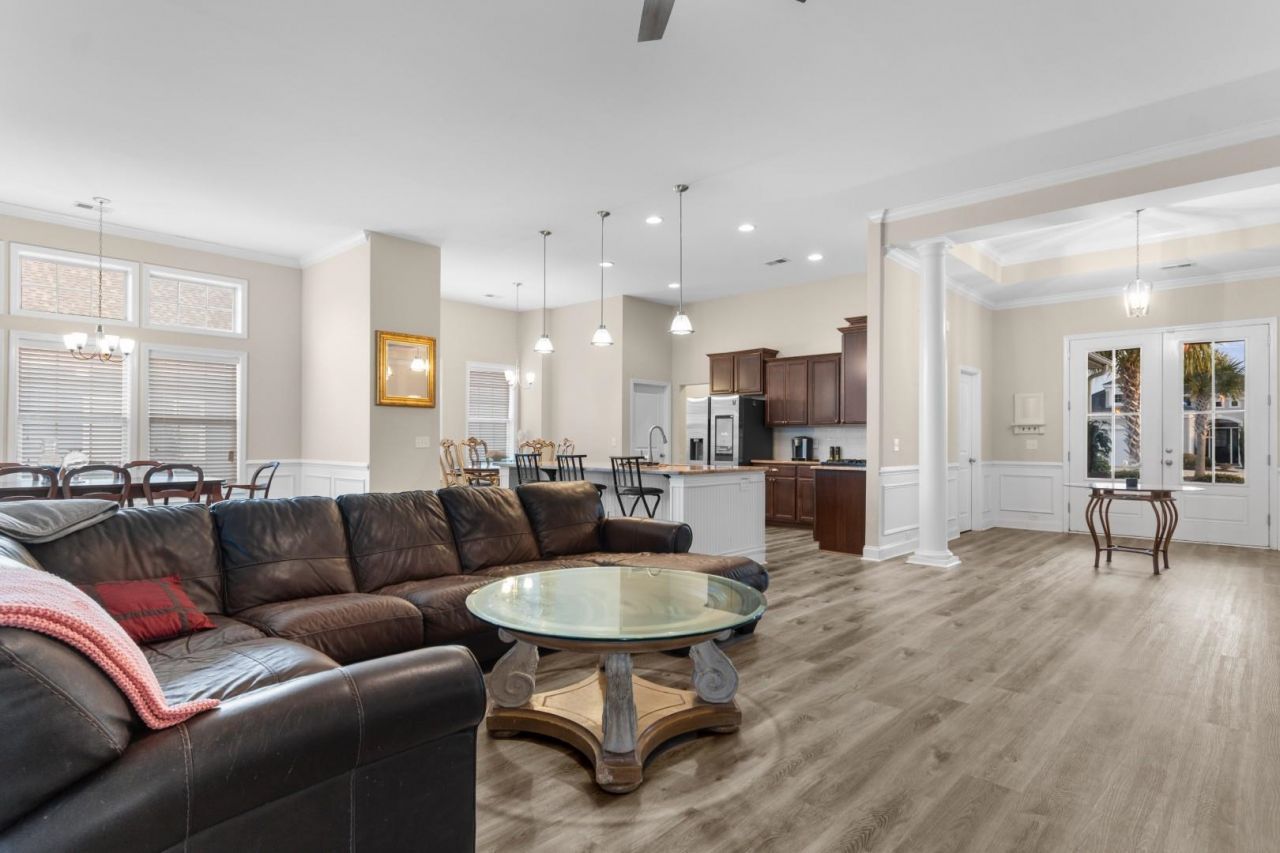 721 Jade Dr. Photo 9