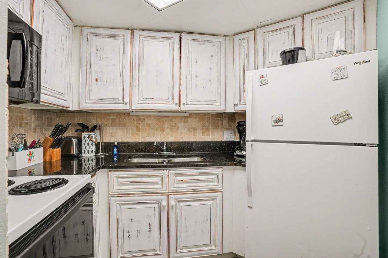 1501 Ocean Blvd. S Photo 8