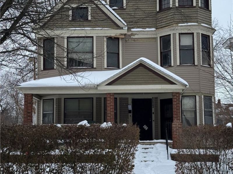 2206 E 93rd Street, Cleveland, OH 44106 Photo 2