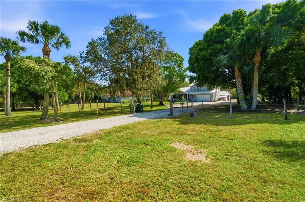 5860 Dogwood Way, Naples, FL 34116 Photo