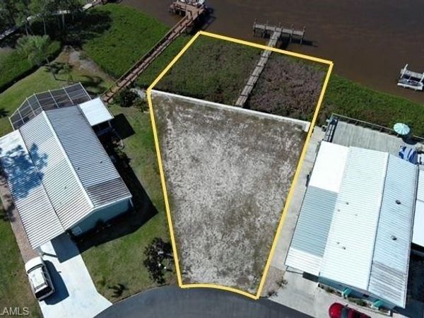 4717 Tahiti DR , BONITA SPRINGS, FL 34134