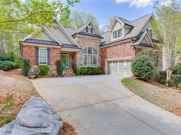 1360 Ashbury Park Drive, Hoschton, GA 30548
