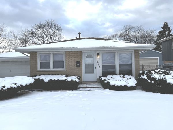 15112 RIDGEWAY Avenue, Midlothian, IL 60445