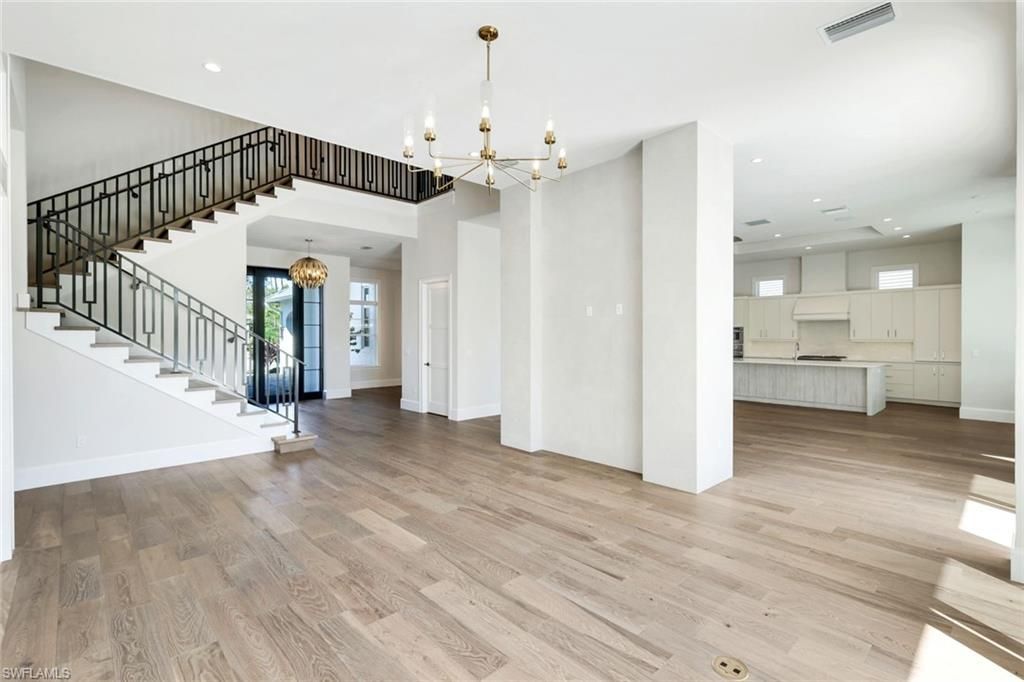 16716 Enclave Cir, Naples, FL 34110 Photo
