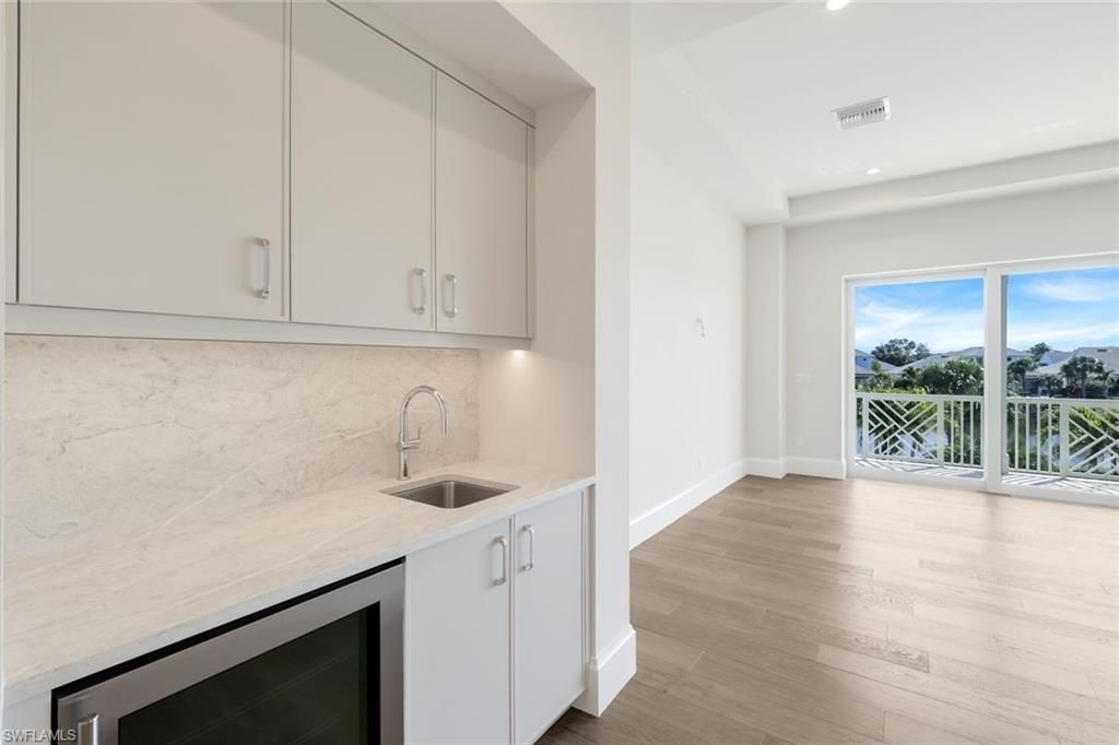 16716 Enclave Cir, Naples, FL 34110 Photo
