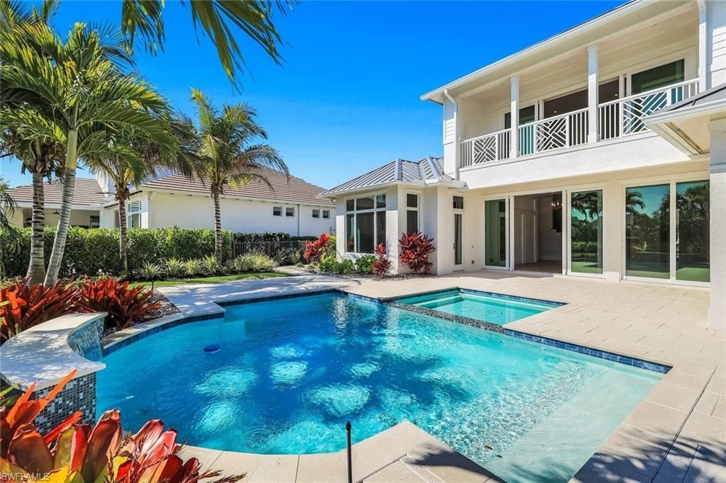 16716 Enclave Cir, Naples, FL 34110 Photo