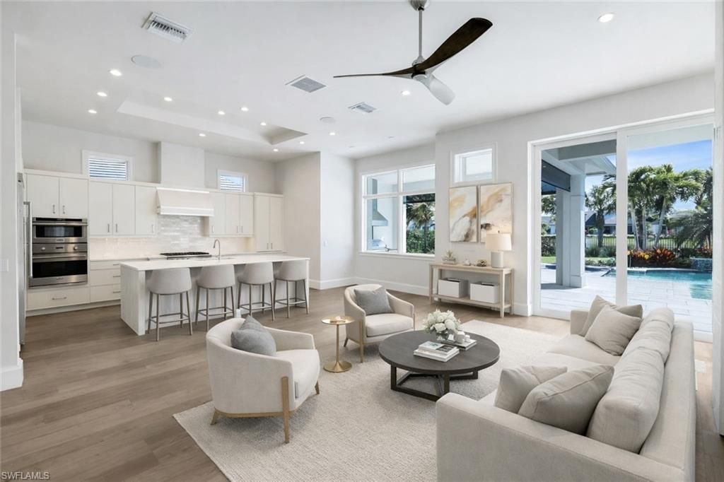 16716 Enclave Cir, Naples, FL 34110 Photo