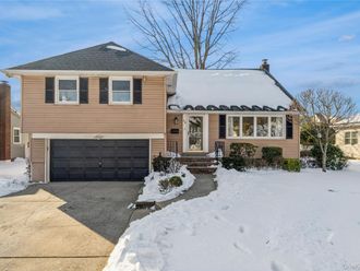 84 Russell Road Garden City, NY 11530