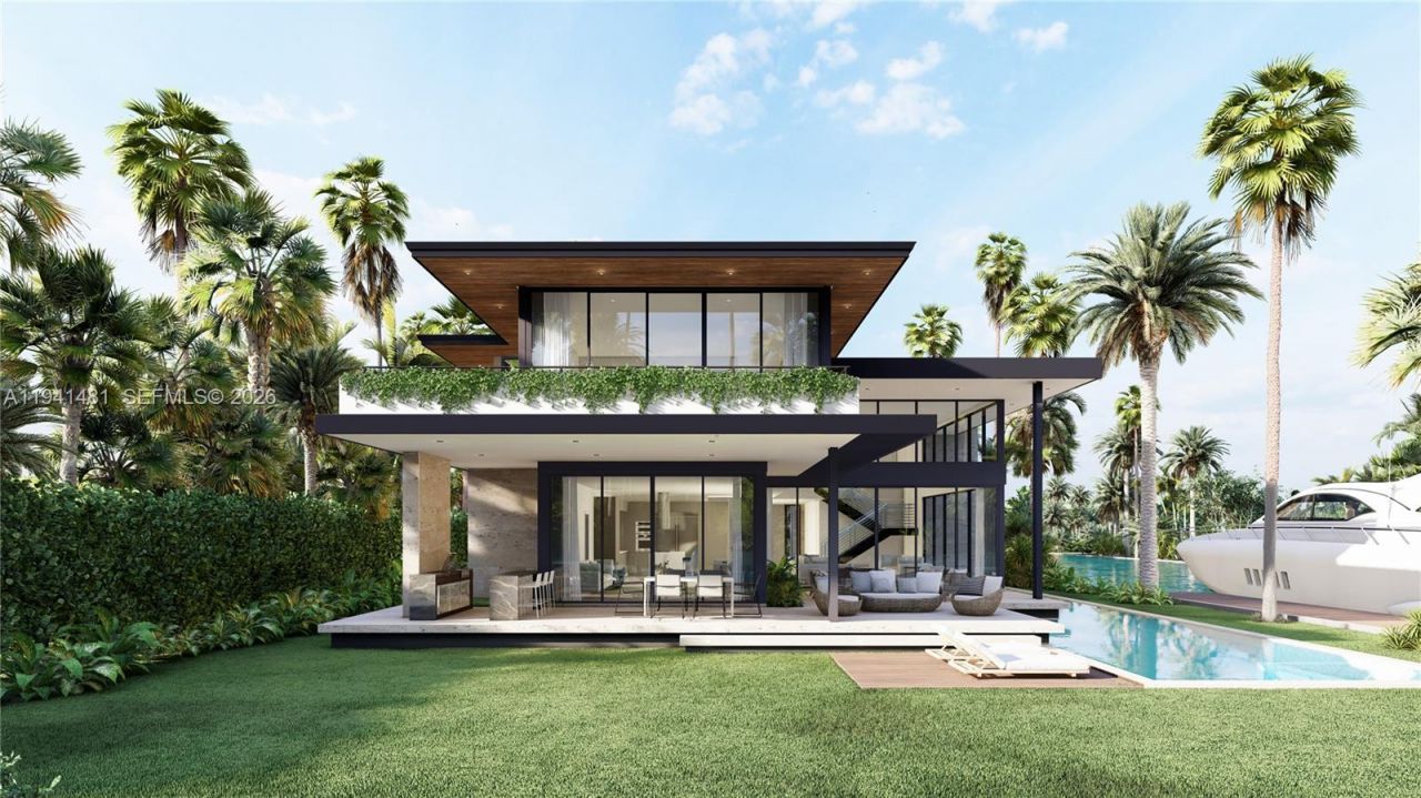 2210 NE 124th St , North Miami, FL 33181 Photo