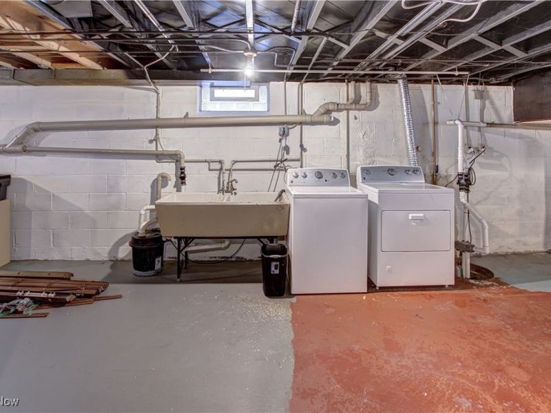 6815 Middlebrook Boulevard, Middleburg Heights, OH 44130 Photo 21