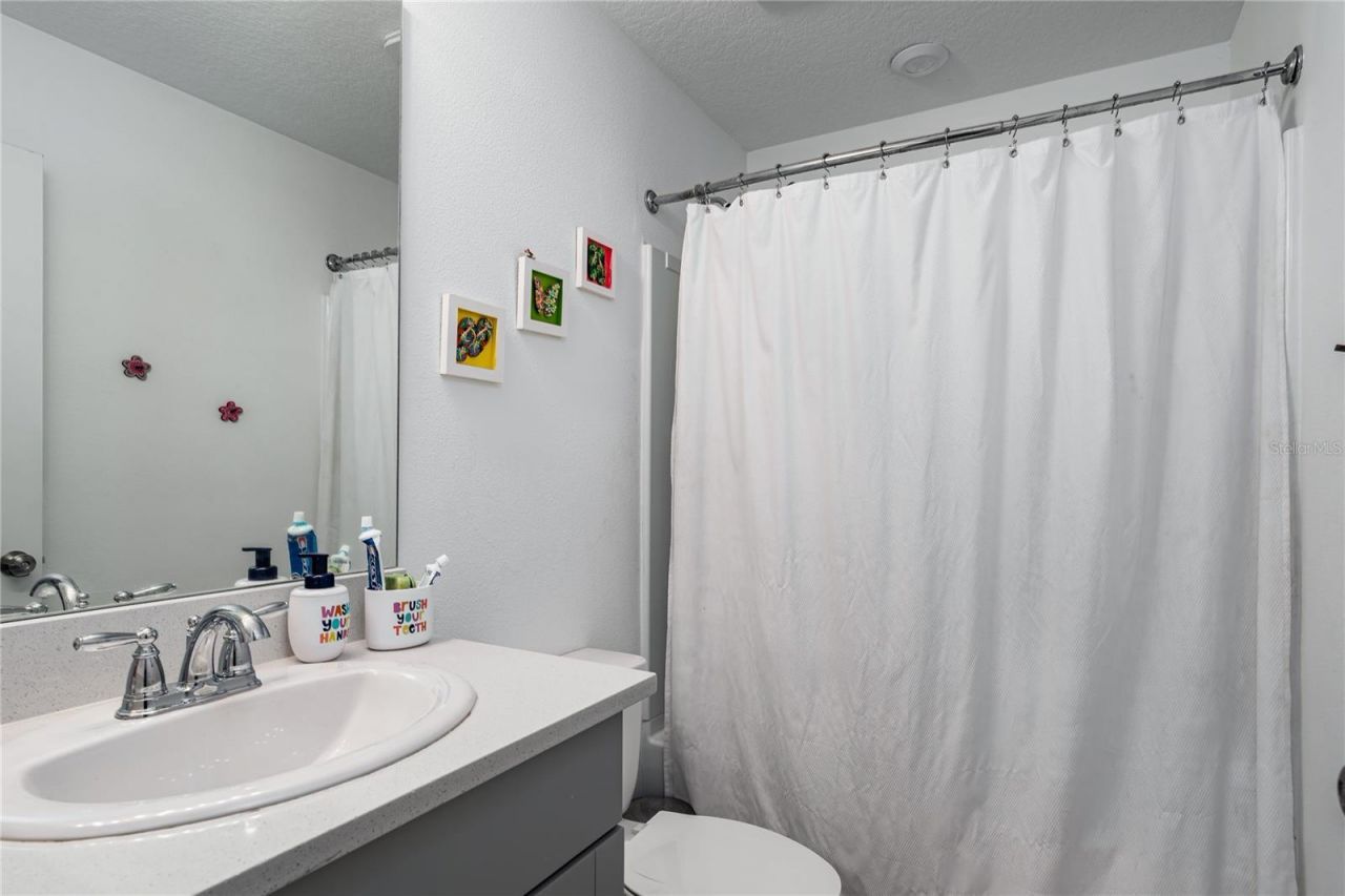 6217 Fairmont Lane, Palmetto, FL 34221 Photo