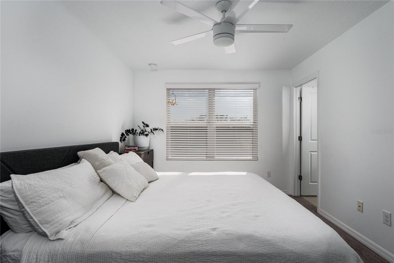 6217 Fairmont Lane, Palmetto, FL 34221 Photo