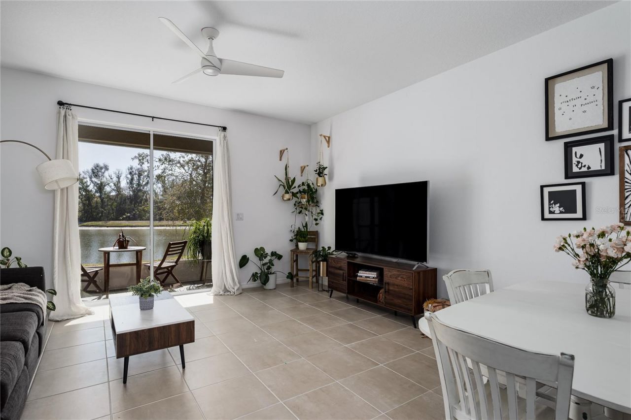 6217 Fairmont Lane, Palmetto, FL 34221 Photo