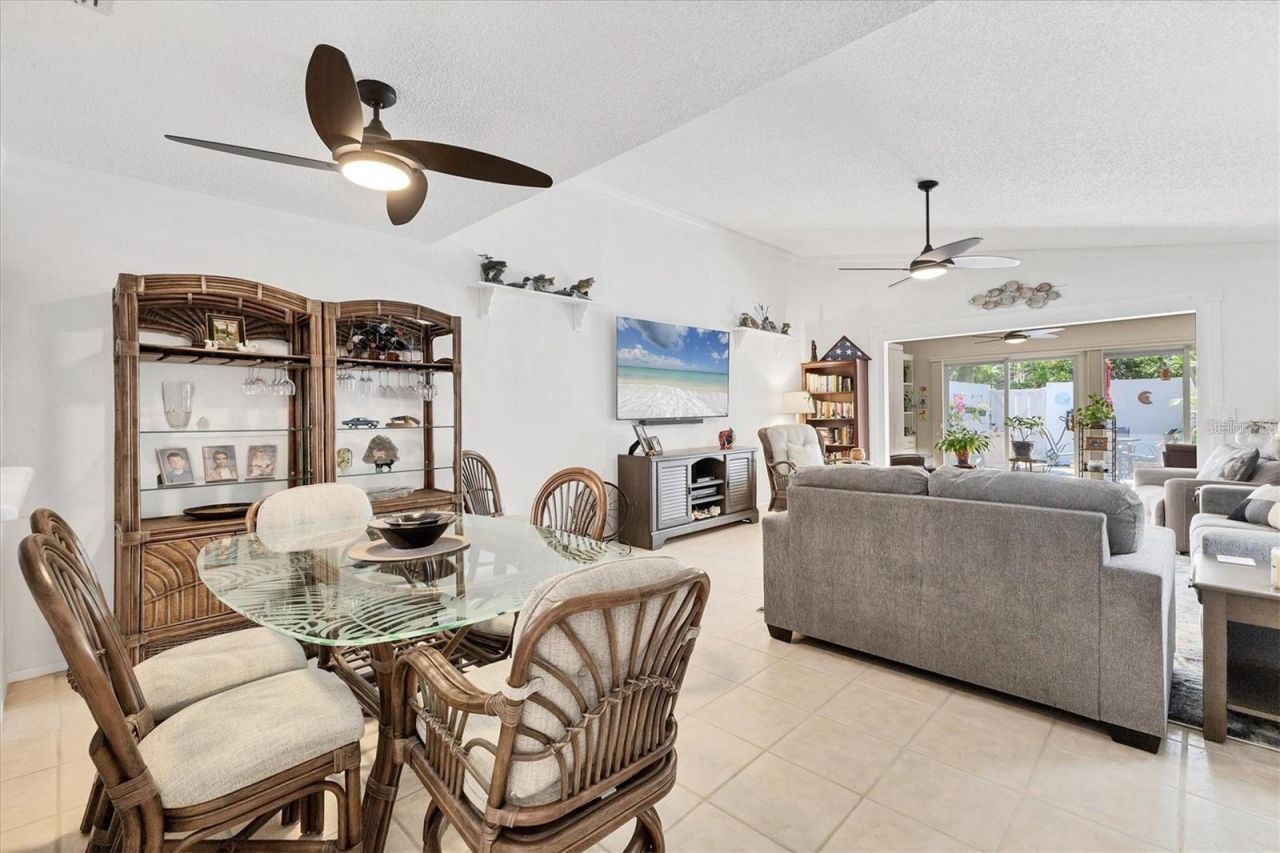 6304 Pelican Drive, Bradenton, FL 34210 Photo