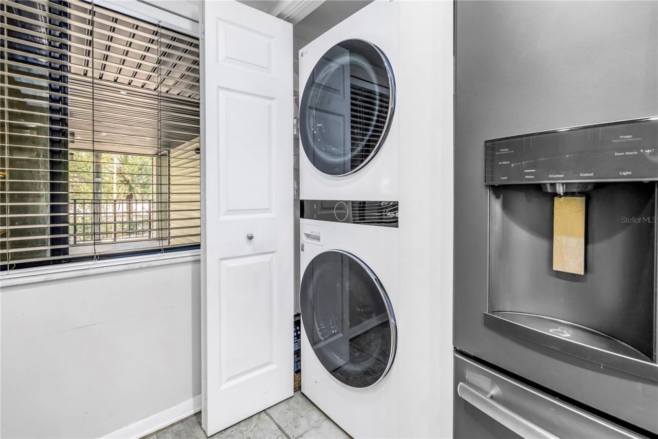650 Island Way, Unit 204, Clearwater Beach, FL 33767 Photo