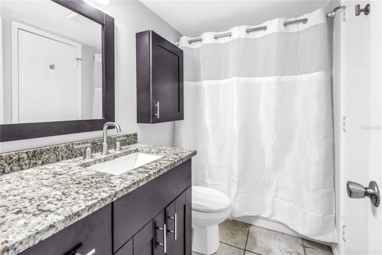 650 Island Way, Unit 204, Clearwater Beach, FL 33767 Photo
