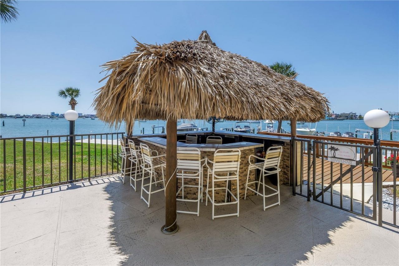 650 Island Way, Unit 204, Clearwater Beach, FL 33767 Photo