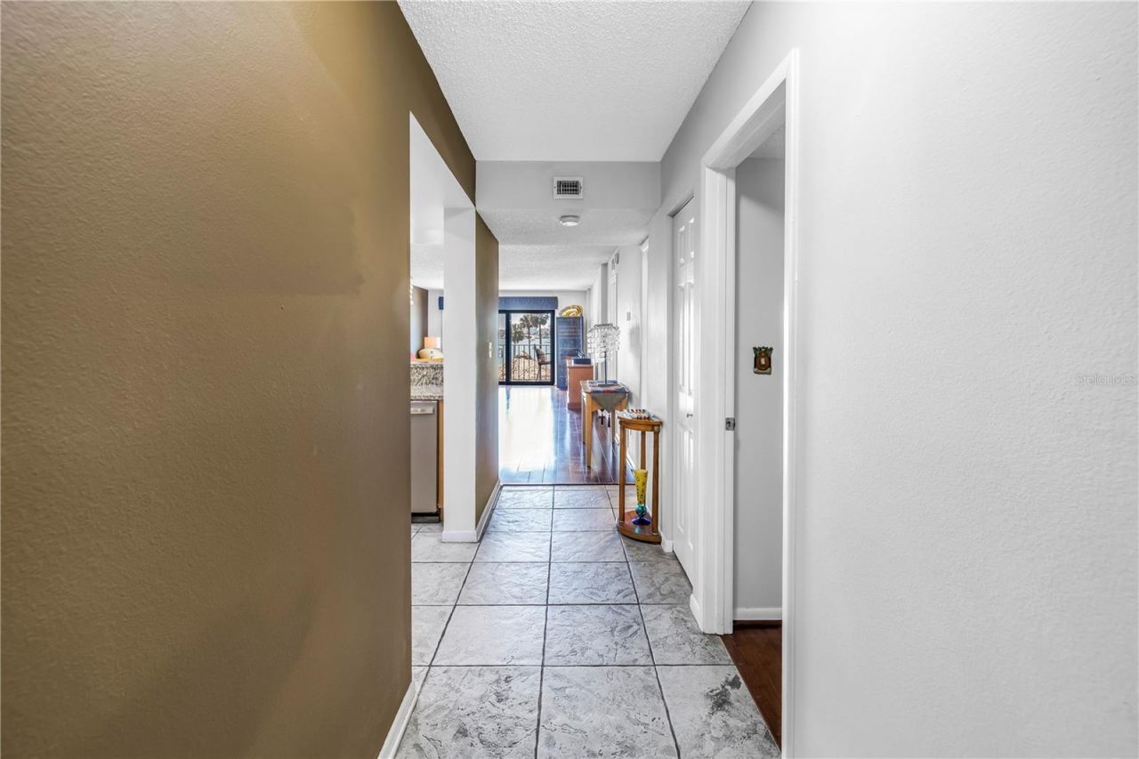 650 Island Way, Unit 204, Clearwater Beach, FL 33767 Photo