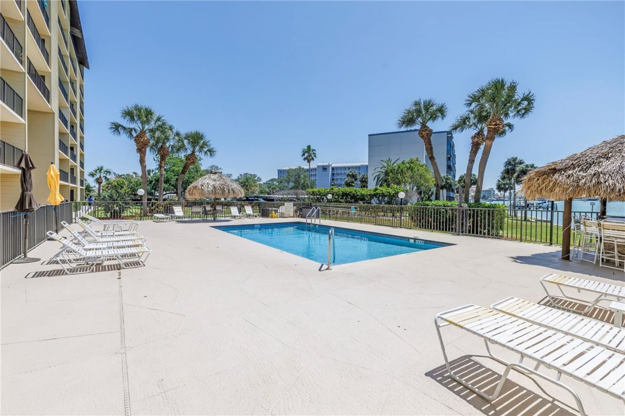 650 Island Way, Unit 204, Clearwater Beach, FL 33767 Photo