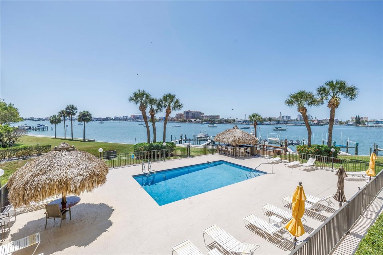 650 Island Way, Unit 204, Clearwater Beach, FL 33767 Photo