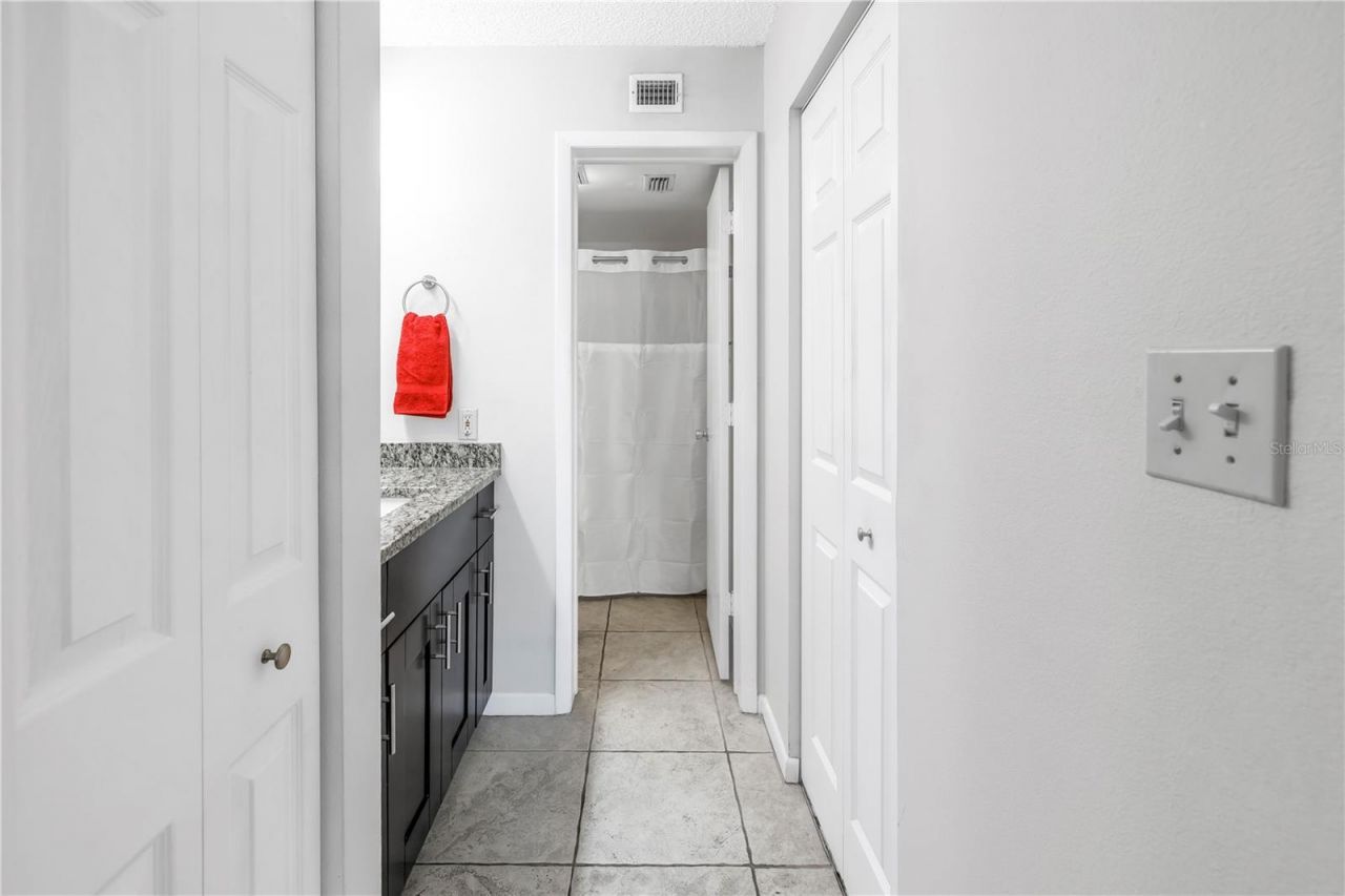 650 Island Way, Unit 204, Clearwater Beach, FL 33767 Photo