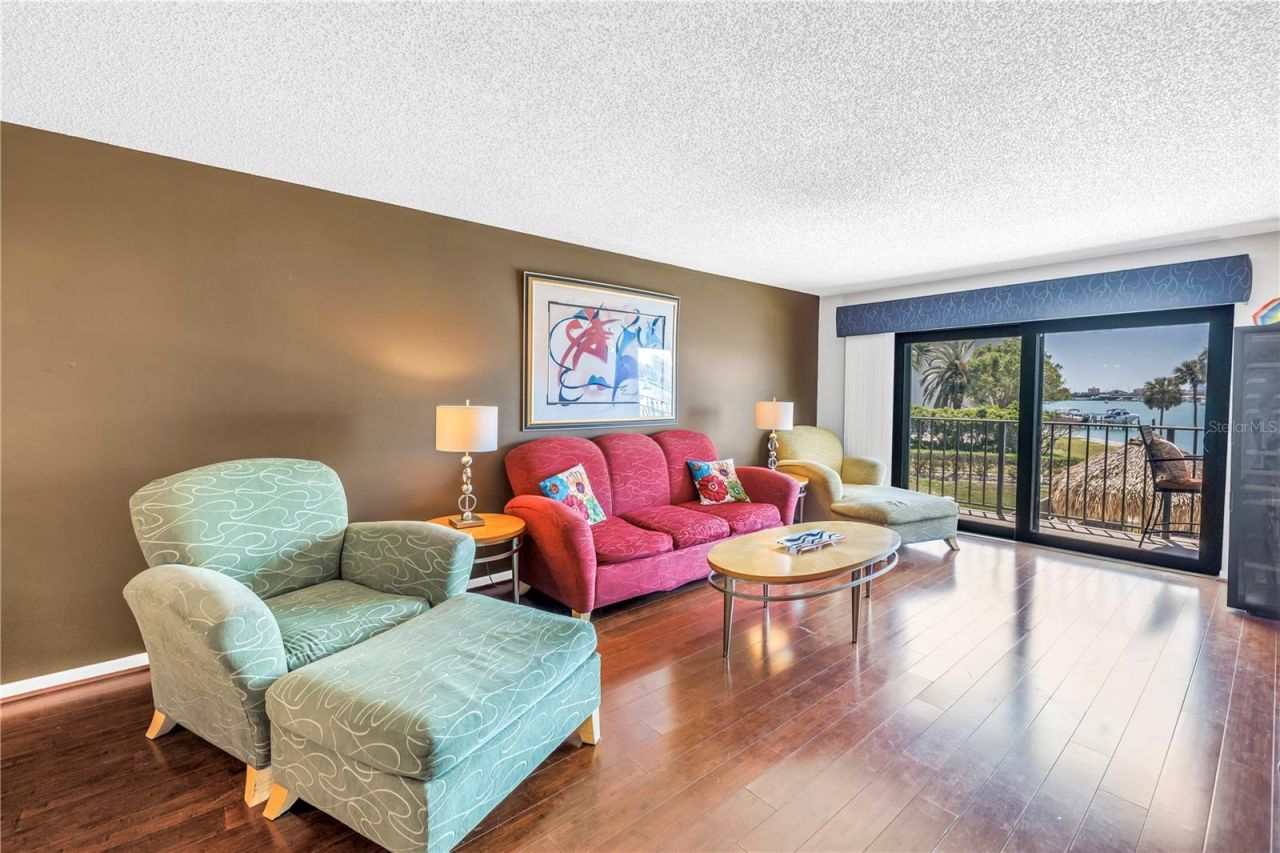 650 Island Way, Unit 204, Clearwater Beach, FL 33767 Photo