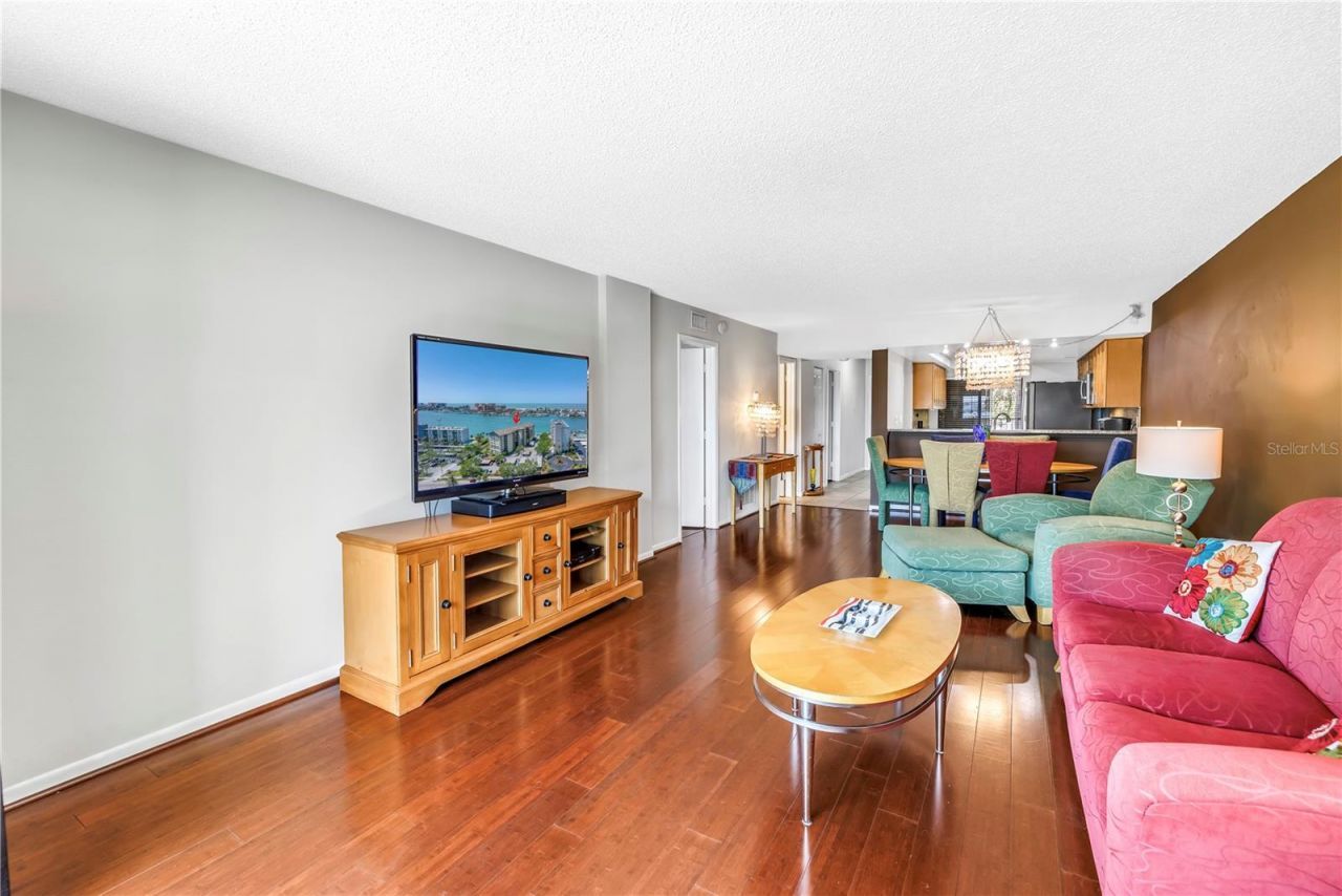 650 Island Way, Unit 204, Clearwater Beach, FL 33767 Photo