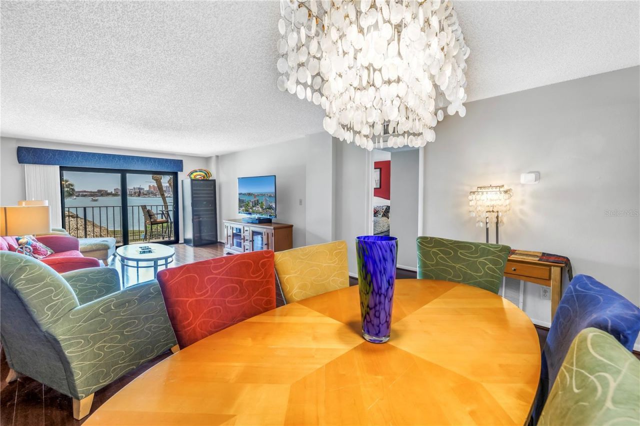 650 Island Way, Unit 204, Clearwater Beach, FL 33767 Photo