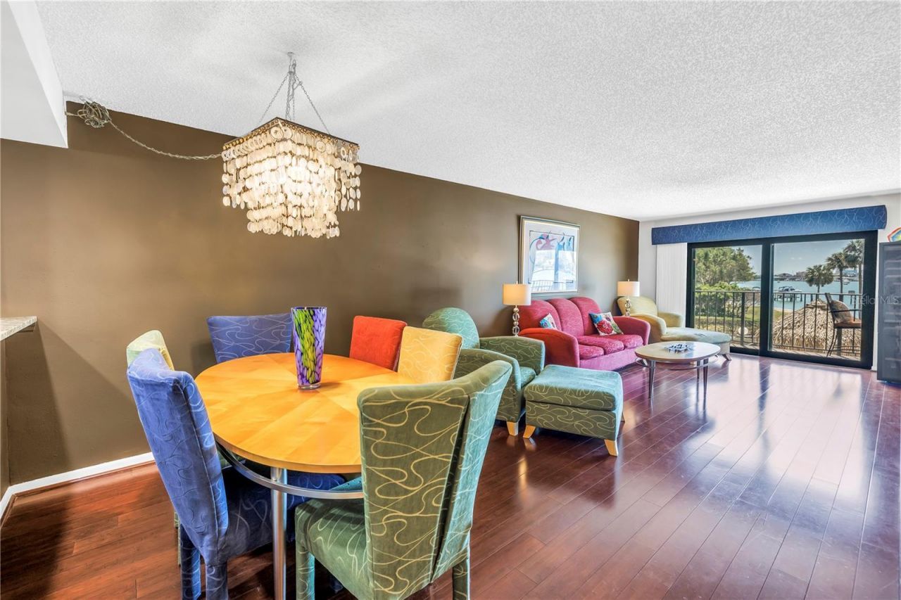650 Island Way, Unit 204, Clearwater Beach, FL 33767 Photo