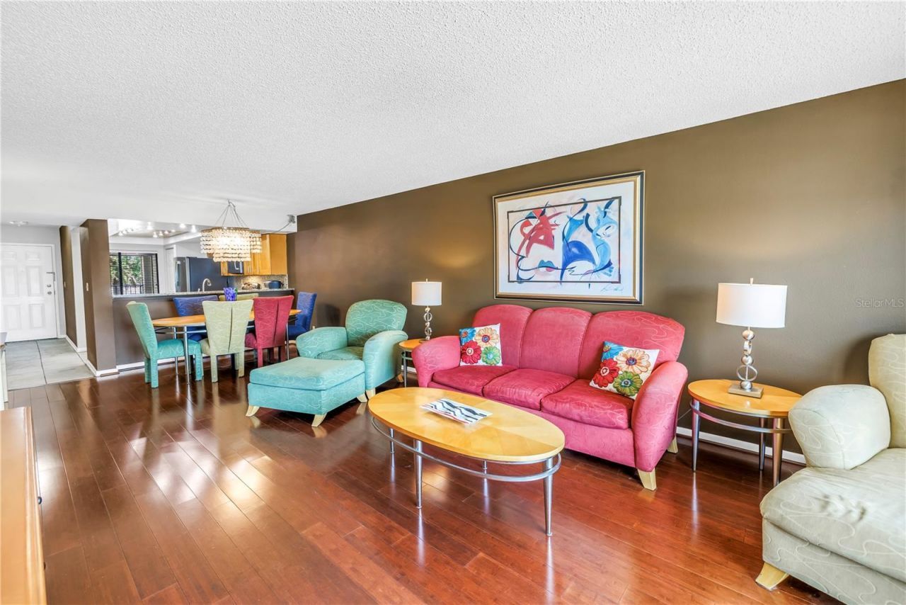650 Island Way, Unit 204, Clearwater Beach, FL 33767 Photo