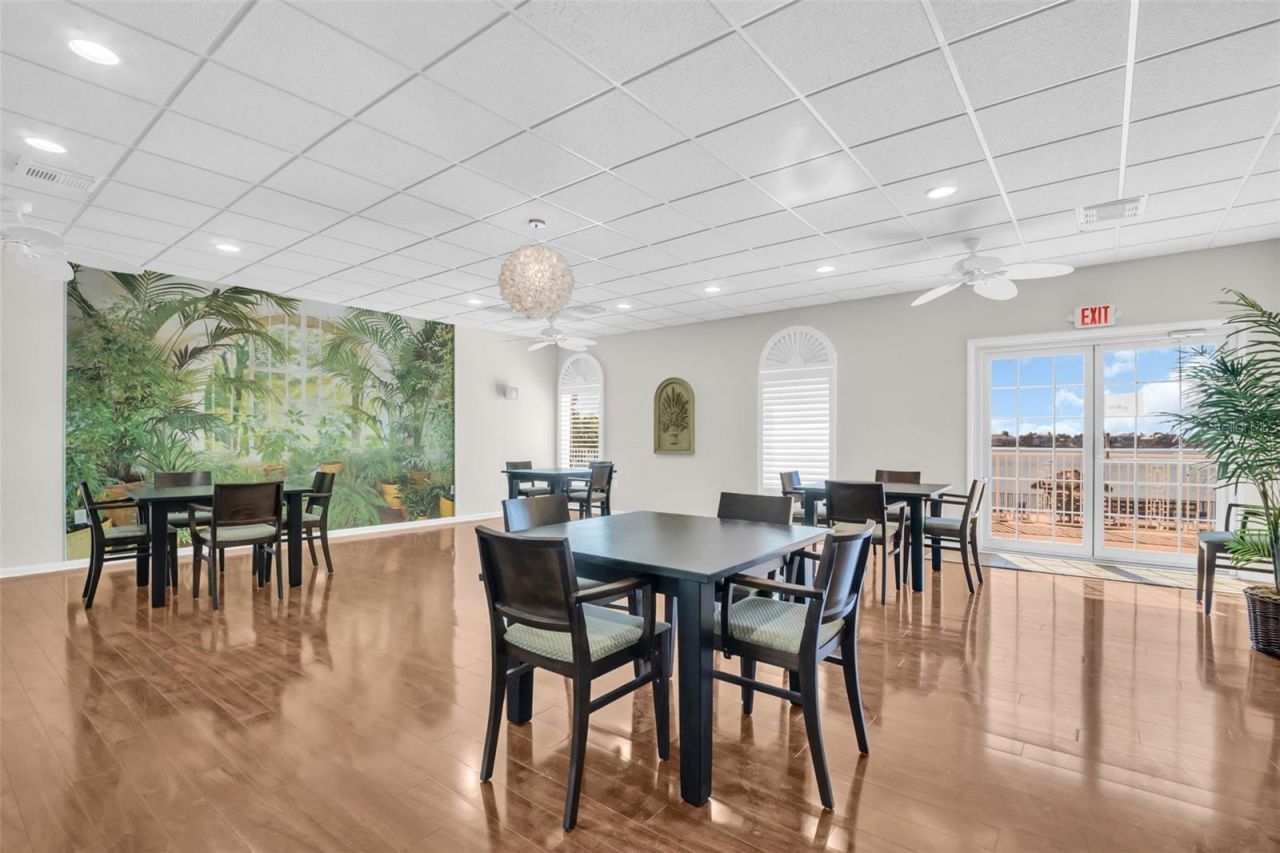 4900 Brittany Drive S, Unit 1405, Saint Petersburg, FL 33715 Photo